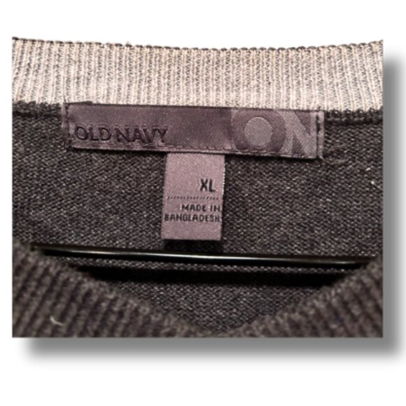 Old Navy Men’s Size XL Dark Gray Long Sleeve Sweater V-Neck - Modern Classic - Picture 7 of 7